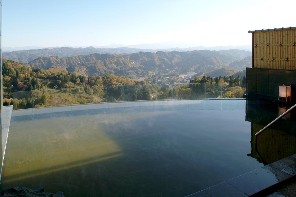 Unkai Hotel Tokamachi Esterno foto